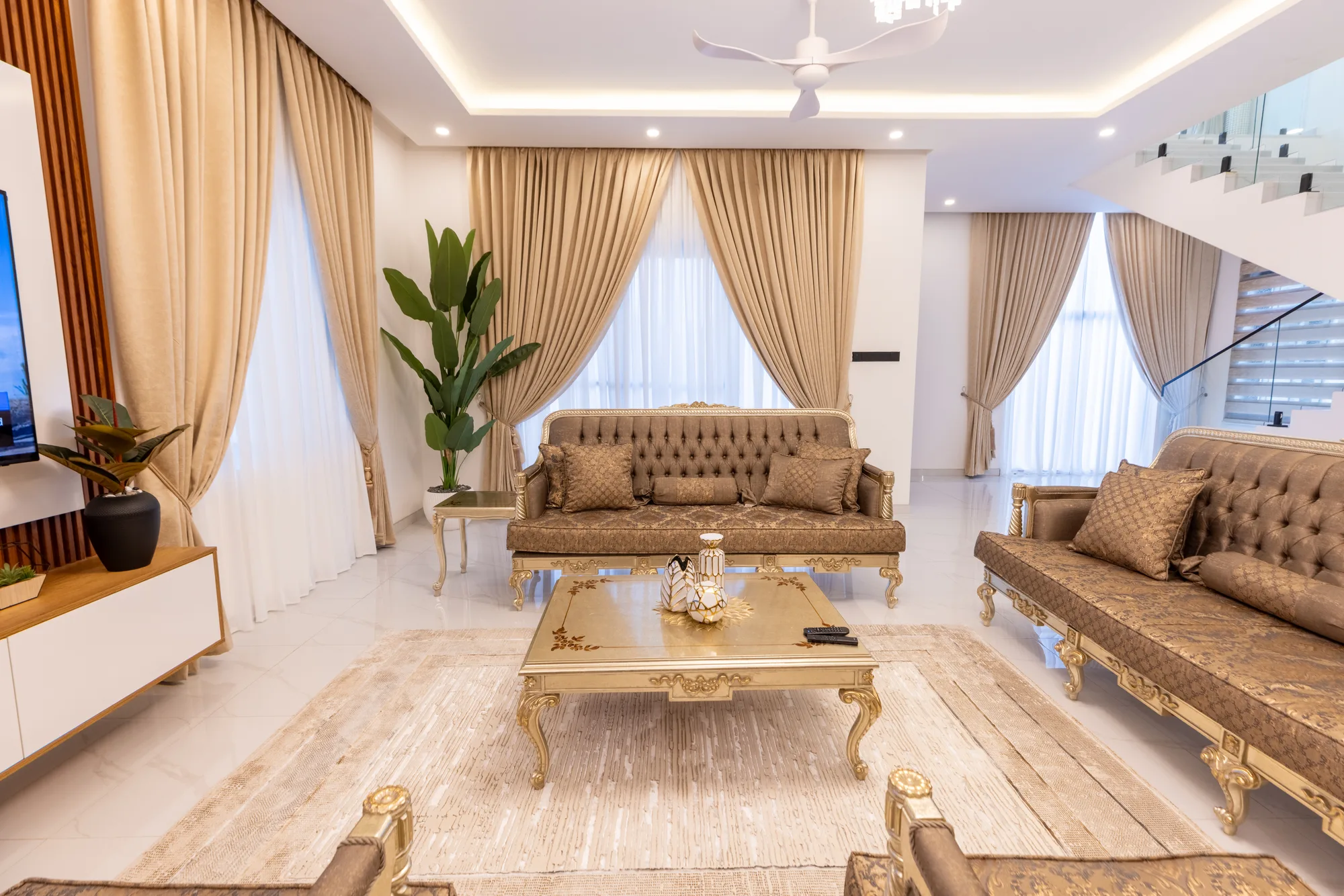 Residence One living room preview